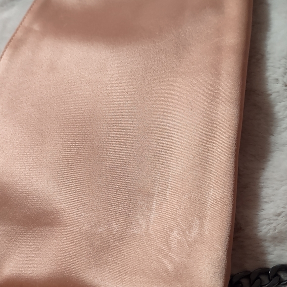 🆕 Gucci Beauty Bag repurposed to Crossbody - Picture 9 of 12